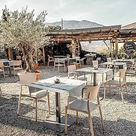 Hotel Ristorante Al Portico